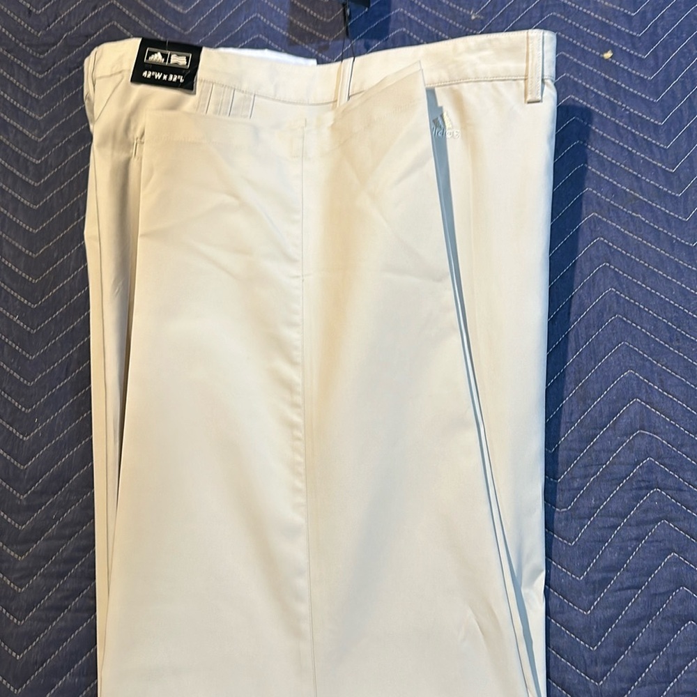 Adidas 42 x 32 White golf pants (Not Tagged)